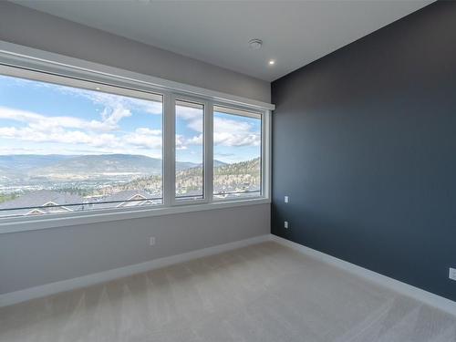 1112 Syer Road, Penticton, BC - Indoor Photo Showing Other Room