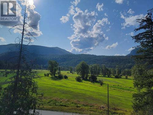 3022 Mabel Lake Road, Lumby, BC 