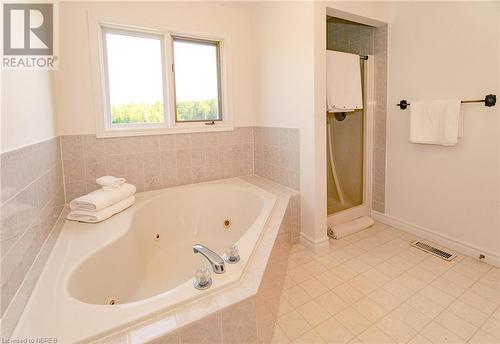 95 Daventry Road, Mattawa, ON - Indoor Photo Showing Bathroom