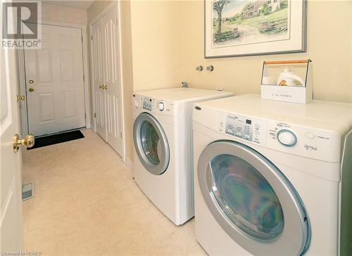 95 Daventry Road, Mattawa, ON - Indoor Photo Showing Laundry Room