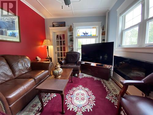 7 Cross Road, Bay Roberts, NL - Indoor Photo Showing Living Room