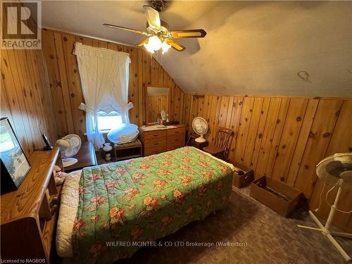 715 Durham Street E, Brockton, ON - Indoor Photo Showing Bedroom