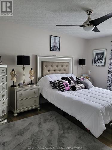 3574 Caribou Crescent, Windsor, ON - Indoor Photo Showing Bedroom