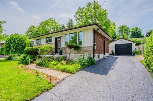 240 Park Row, Woodstock, ON - Outdoor