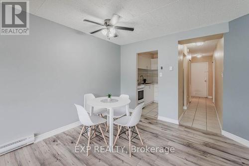 309 - 105 Conroy Crescent, Guelph, ON - Indoor Photo Showing Dining Room