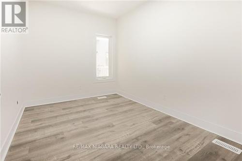 4 - 6701 Thorold Stone Road, Niagara Falls, ON - Indoor Photo Showing Other Room