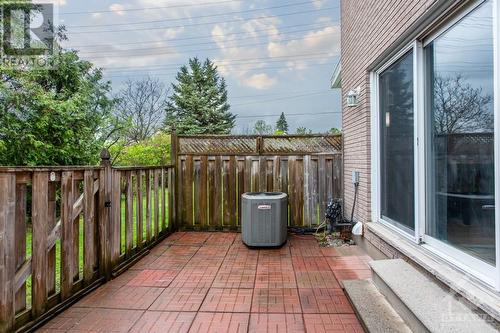 73 Hadley Circle, Nepean, ON - Outdoor With Exterior