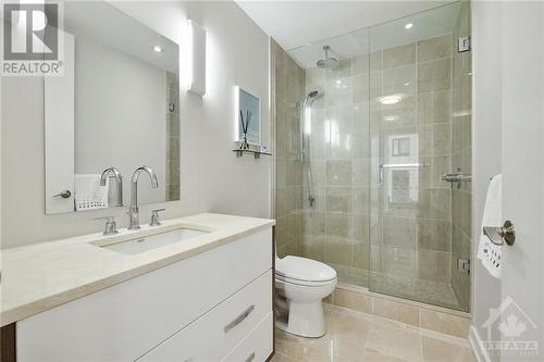 111 Champagne Avenue Unit#907, Ottawa, ON - Indoor Photo Showing Bathroom