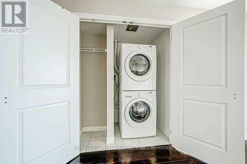 1711 - 50 Town Centre Court, Toronto, ON - Indoor Photo Showing Laundry Room