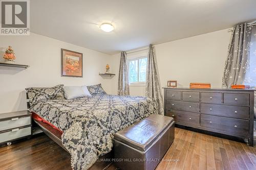 31 Brown Street, New Tecumseth, ON - Indoor Photo Showing Bedroom