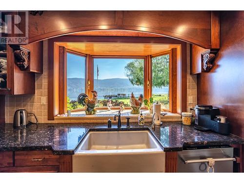 7801 Oak Avenue, Summerland, BC - Indoor Photo Showing Kitchen With Double Sink