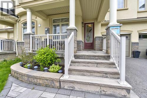 19 Ledgerpoint Crescent, Brampton, ON - Outdoor With Facade