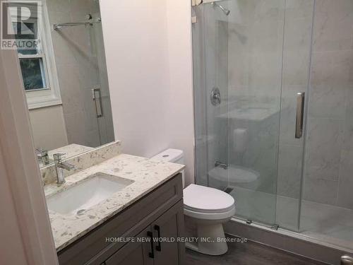 1046 Western Avenue, Peterborough, ON - Indoor Photo Showing Bathroom