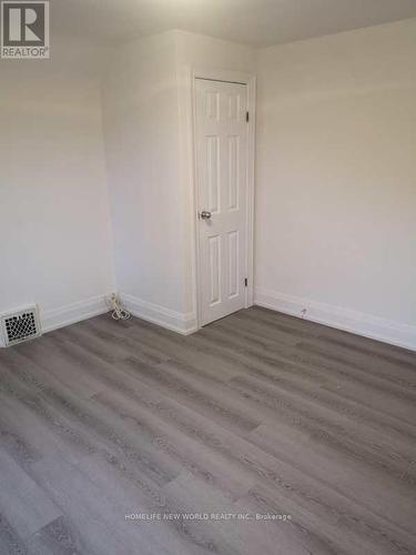 1046 Western Avenue, Peterborough, ON - Indoor Photo Showing Other Room