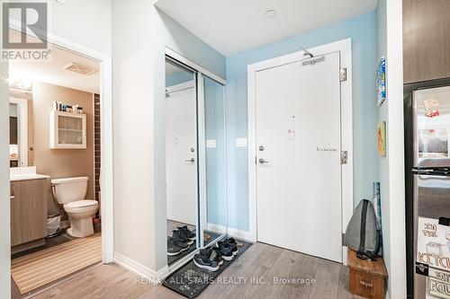 104 - 741 Sheppard Avenue W, Toronto, ON - Indoor Photo Showing Bathroom