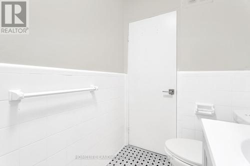 301 - 1336 Kingston Road, Toronto, ON - Indoor Photo Showing Bathroom