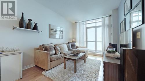 1803 - 388 Prince Of Wales Drive, Mississauga, ON - Indoor Photo Showing Living Room