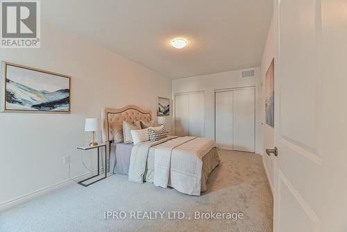 131 Keppel Circle, Brampton, ON - Indoor Photo Showing Bedroom