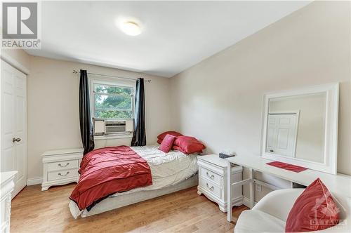 1657 Alta Vista Drive, Ottawa, ON - Indoor Photo Showing Bedroom