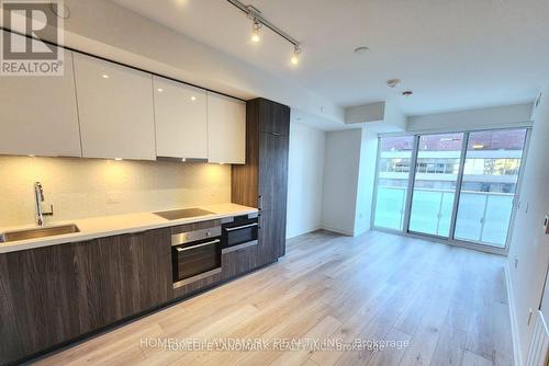 621 - 15 Queens Quay E, Toronto, ON - Indoor Photo Showing Kitchen With Upgraded Kitchen
