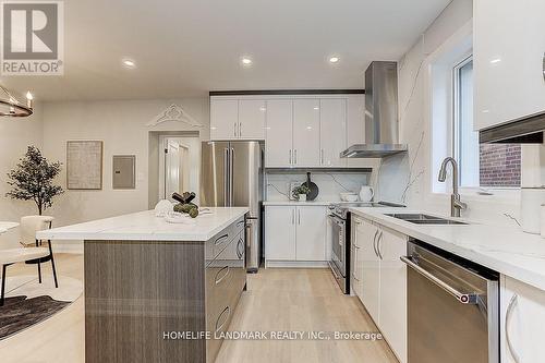 564 Dufferin Street, Toronto, ON - Indoor Photo Showing Kitchen With Double Sink