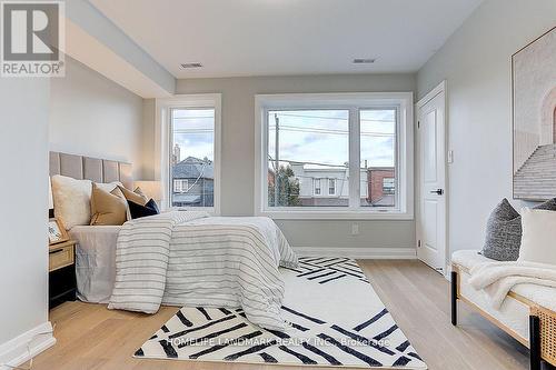 564 Dufferin Street, Toronto, ON - Indoor Photo Showing Bedroom
