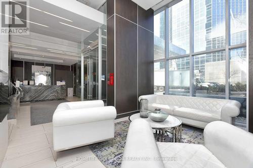 1208 - 11 Bogert Avenue, Toronto, ON - Indoor Photo Showing Living Room