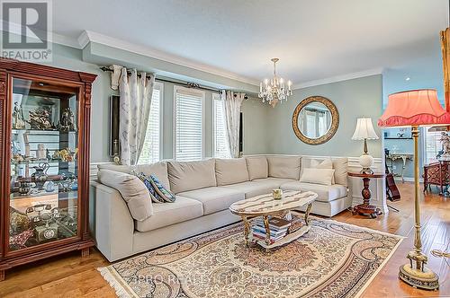 90 Vanguard Road, Vaughan, ON - Indoor Photo Showing Living Room