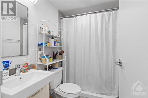 105 Champagne Avenue S Unit#1716, Ottawa, ON - Indoor Photo Showing Bathroom