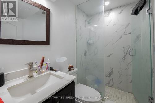 112 Ridge Road, Cambridge, ON - Indoor Photo Showing Bathroom