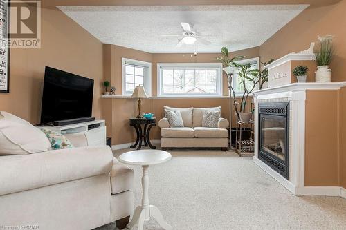 31 Charles Street, Penetanguishene, ON - Indoor Photo Showing Living Room With Fireplace