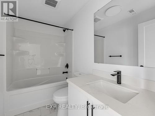 6 - 1103 Dufferin Street, Toronto, ON - Indoor Photo Showing Bathroom