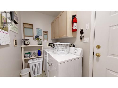 4848 Kitwanga Drive, 108 Mile Ranch, BC - Indoor Photo Showing Laundry Room