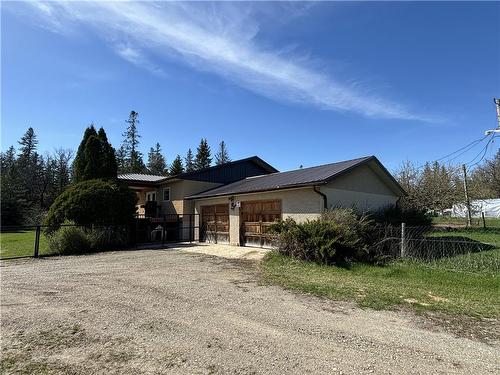 63159 Rd 50N - Lady Smith Road, Holland, MB - Outdoor