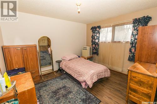 203 Bayne Street, Luseland, SK - Indoor Photo Showing Bedroom