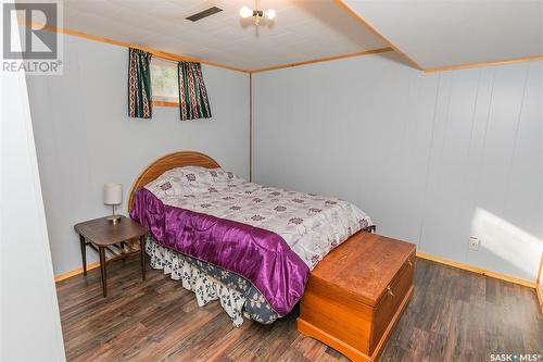 203 Bayne Street, Luseland, SK - Indoor Photo Showing Bedroom