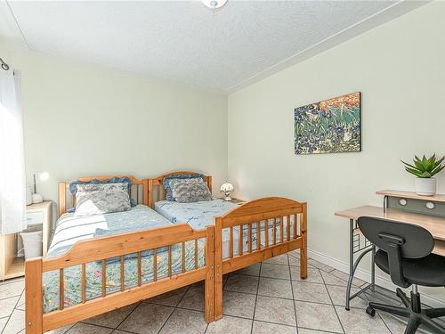 1540 Muir Pl, Sooke, BC - Indoor Photo Showing Bedroom