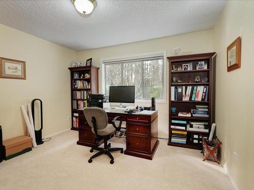 6363 Old West Saanich Rd, Central Saanich, BC - Indoor Photo Showing Office