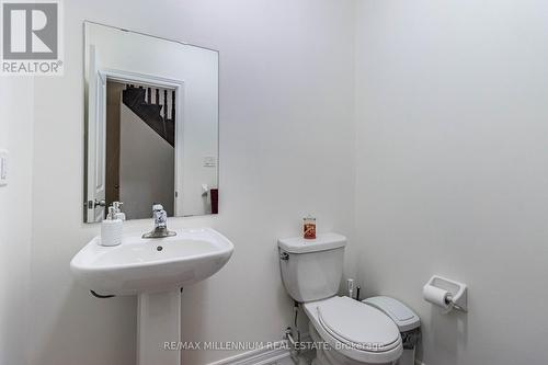 31 O'Connor Crescent, Brampton, ON - Indoor Photo Showing Bathroom