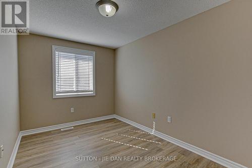50 - 1059 Whetherfield Street, London, ON - Indoor Photo Showing Other Room