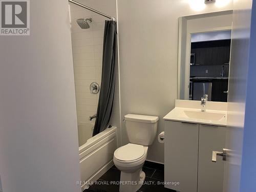 2914 - 30 Shore Breeze Drive, Toronto, ON - Indoor Photo Showing Bathroom