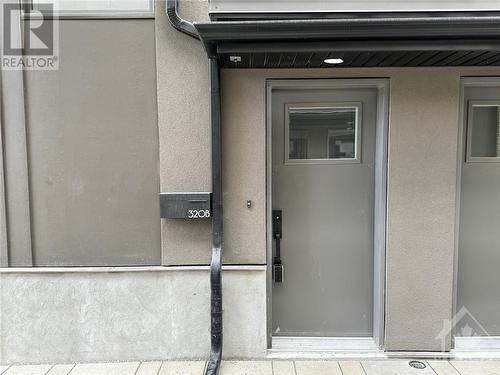320 Mona Avenue Unit#B, Ottawa, ON - Outdoor With Exterior