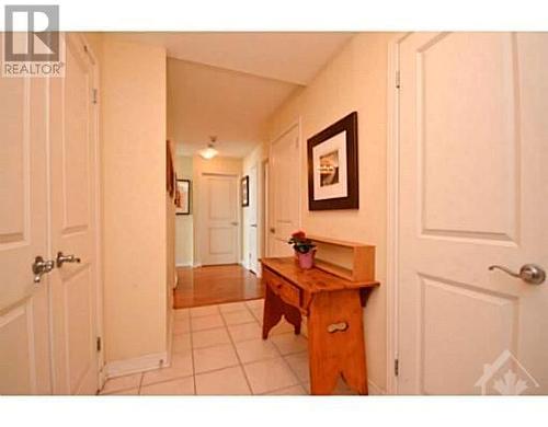 FOYER - 570 Laurier Avenue W Unit#2305, Ottawa, ON - Indoor Photo Showing Other Room