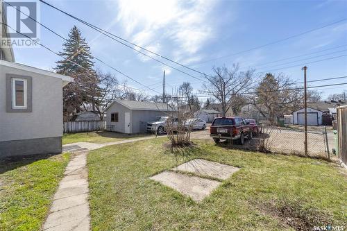 4701 4Th Avenue, Regina, SK - Outdoor