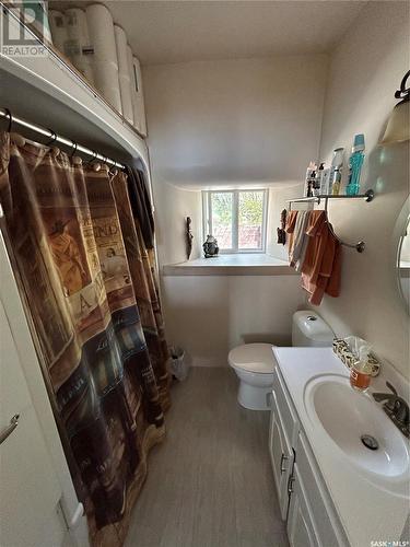 40 Lakeview Lane, Crooked Lake, SK - Indoor Photo Showing Bathroom