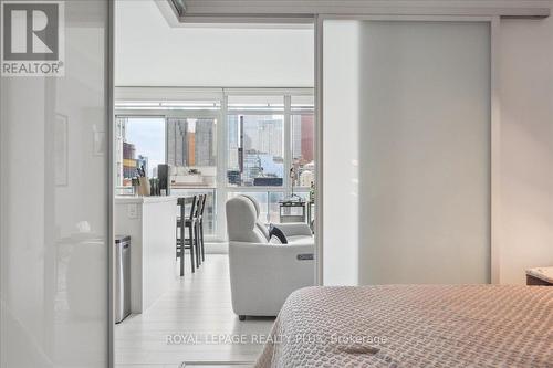 1006 - 39 Sherbourne Street, Toronto, ON - Indoor Photo Showing Bedroom