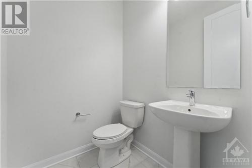 762 Shoal Street, Ottawa, ON - Indoor Photo Showing Bathroom