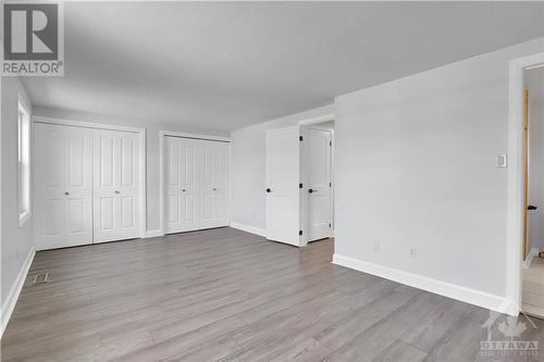 194 Mccurdy Drive, Ottawa, ON - Indoor Photo Showing Other Room