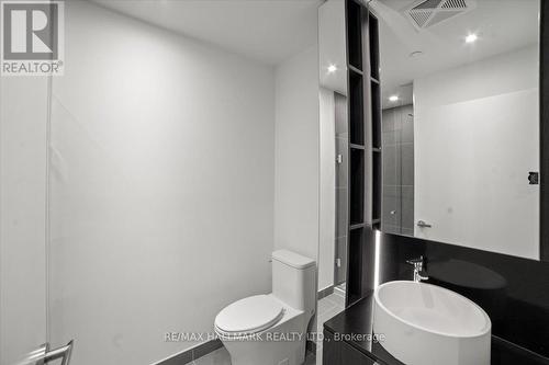 205 - 28 Ann Street, Mississauga, ON - Indoor Photo Showing Bathroom