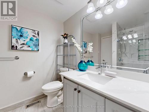 55 John Stoner Drive, Toronto, ON - Indoor Photo Showing Bathroom